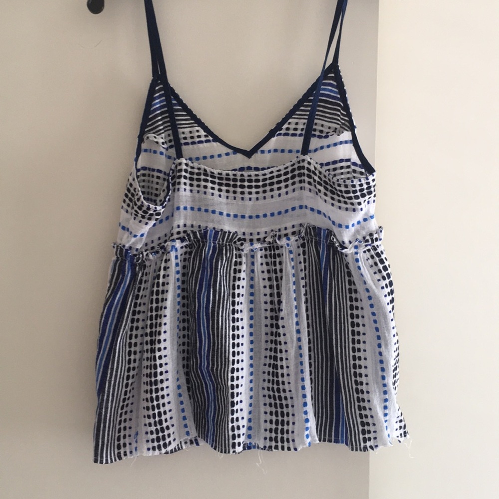 Top - Picture 2 of 2